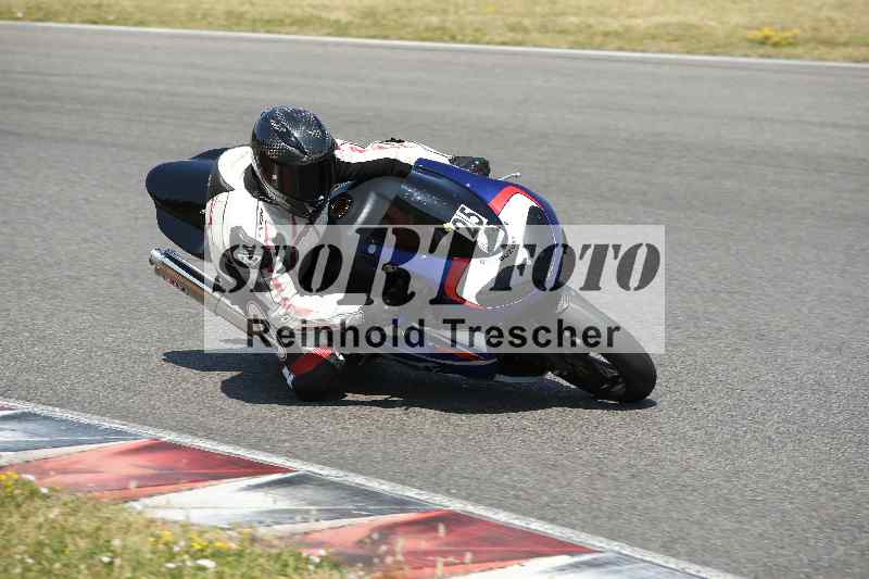 /Archiv-2023/28 05.06.2023 Moto Club Anneau du Rhin/vert-medium/25